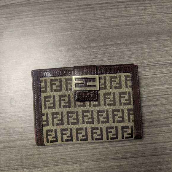 Fendi Textured Brown Wallet